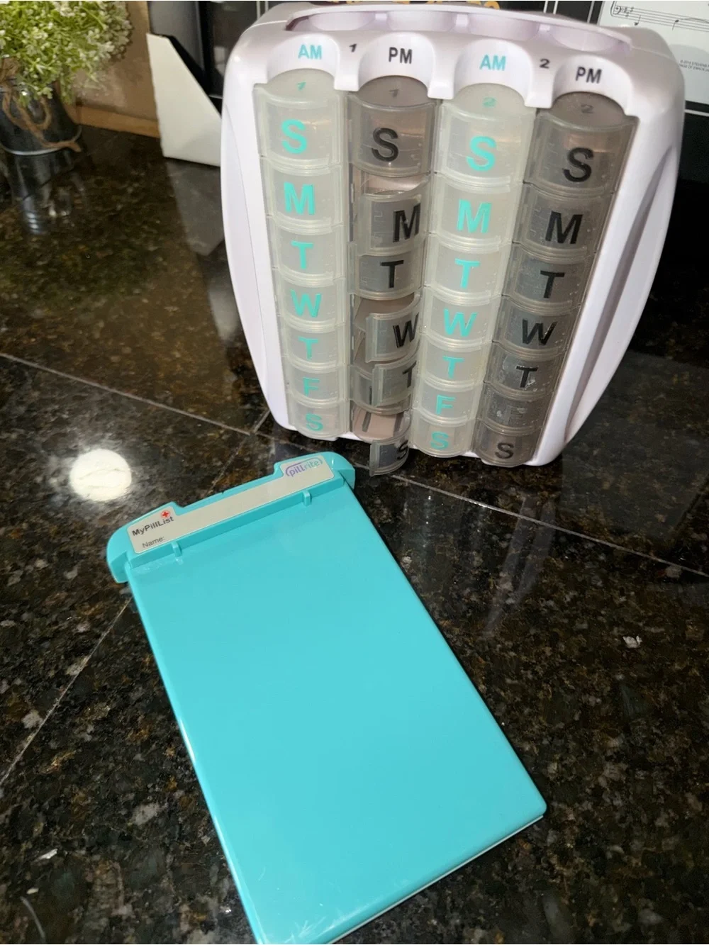pillrite MyPillList Monthly Pill Organizer - Teal & White